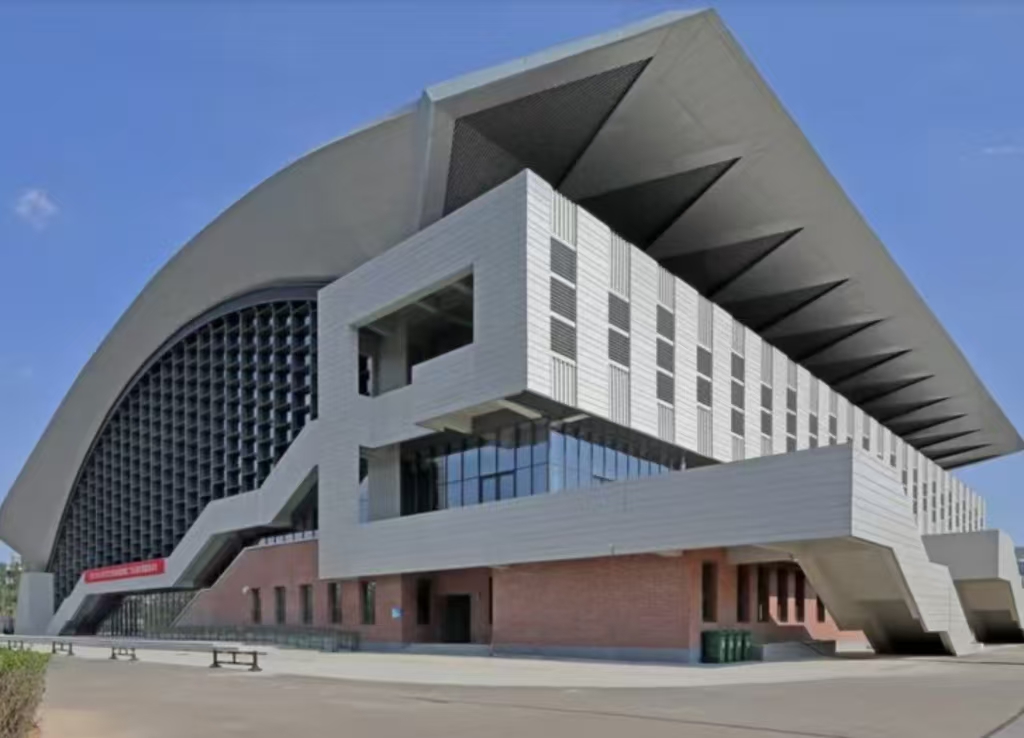 ɽ��̫ԭ����ְҵѧԺ������